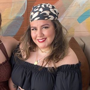 Meet your Posher, Gabrielle